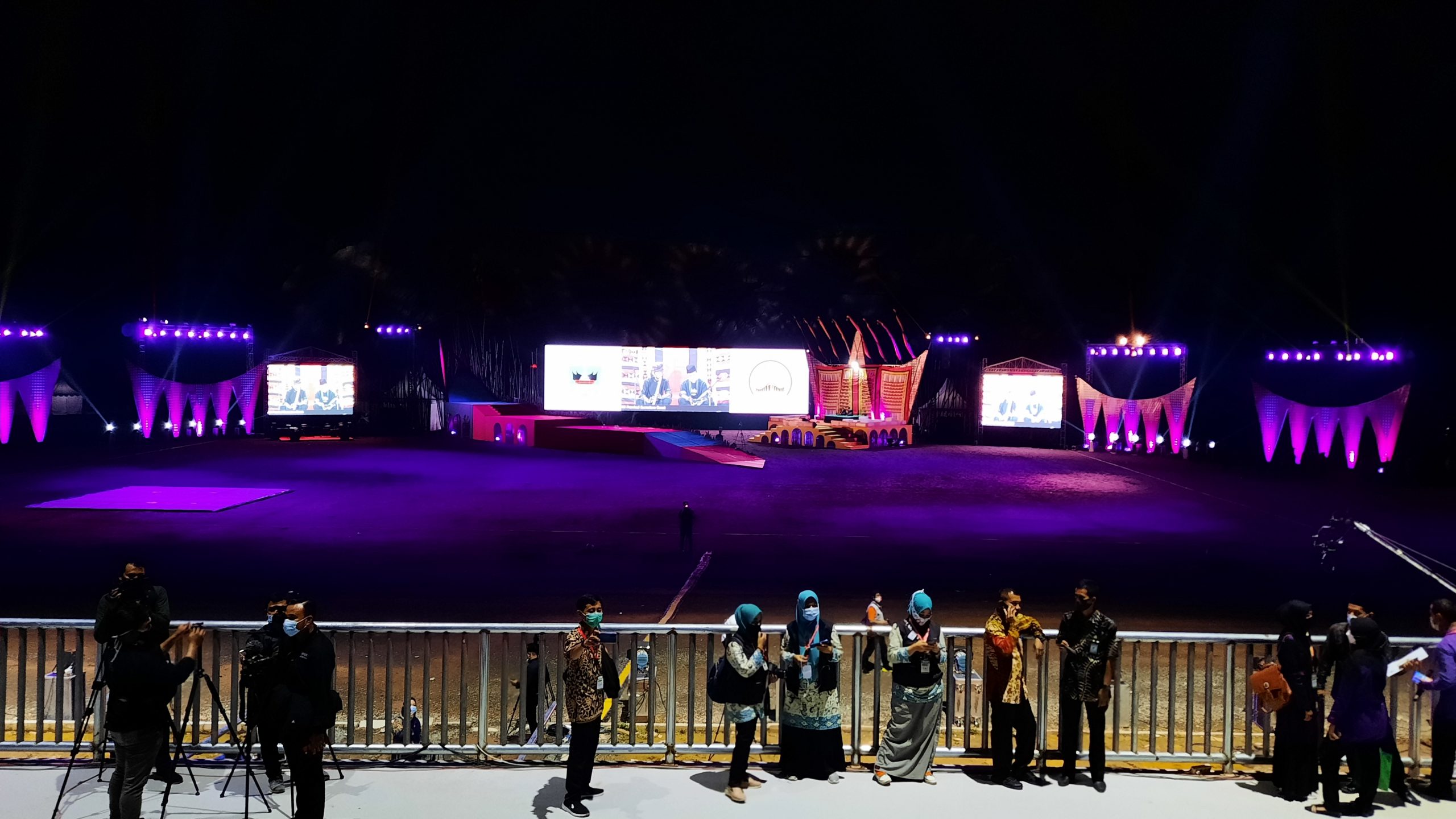 Suasana Stadion Utama Sumbar Jelang Pembukaan MTQ Nasional