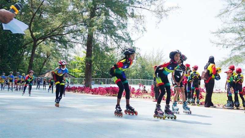 107 Peserta Ikuti Pelatihan Sepatu Roda di Sirkuit Kota Pariaman