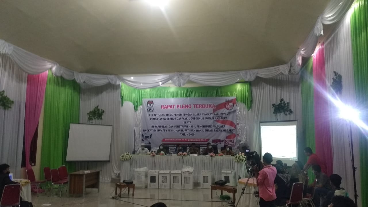 Rekapitulasi KPU: Hamsuardi-Risnawanto Tumbangkan Petahana Pasaman Barat