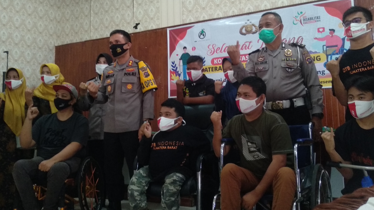 Kapolresta Padang Semangati Komunitas Disabilitas di Momen Hari Disabilitas Internasional