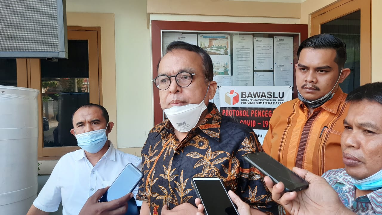 Bawaslu Sumbar Periksa Ayah Audy Soal Sewa Posko Lewat Kasatpol PP