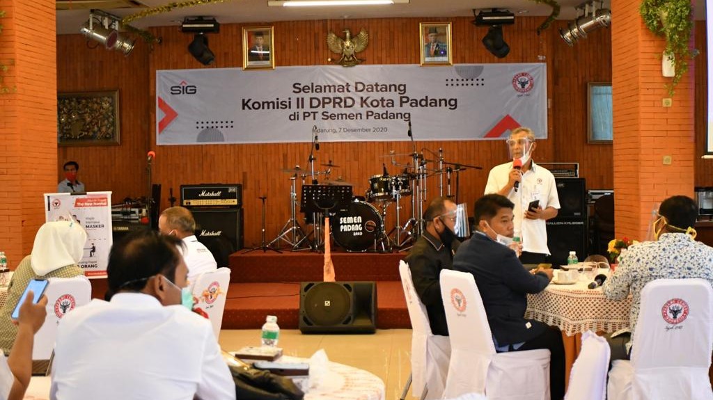 Komisi II DPRD Padang Kunjungi PT Semen Padang