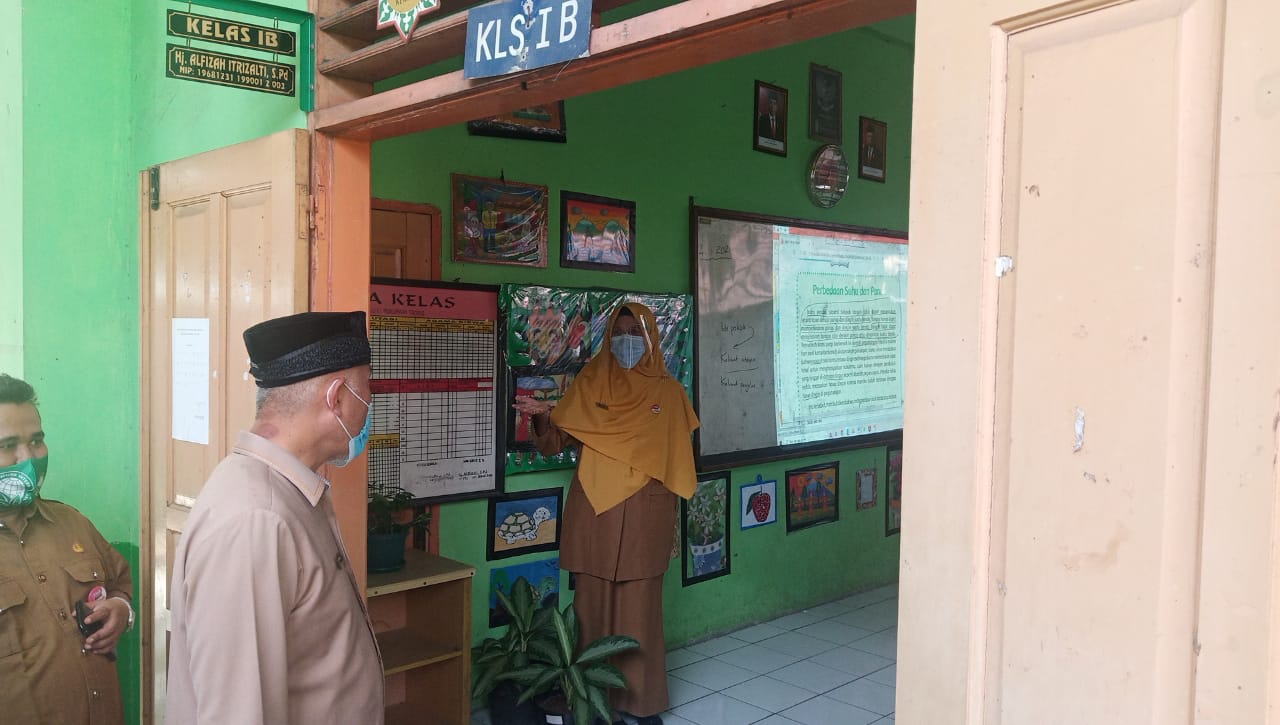 Pemko Padang Jamin Seluruh Guru Bebas Covid-19 Saat Belajar Tatap Muka