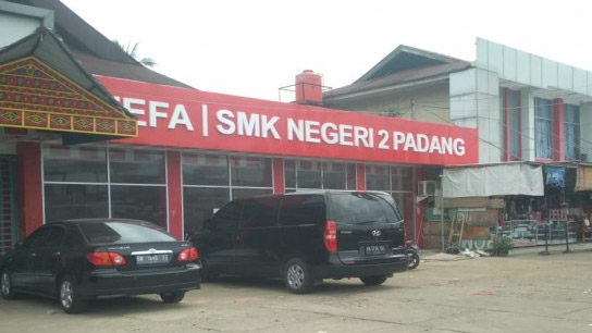 Disorot Mendikbud, SMK 2 Padang Akan Ganti Aturan Hijab untuk Siswi