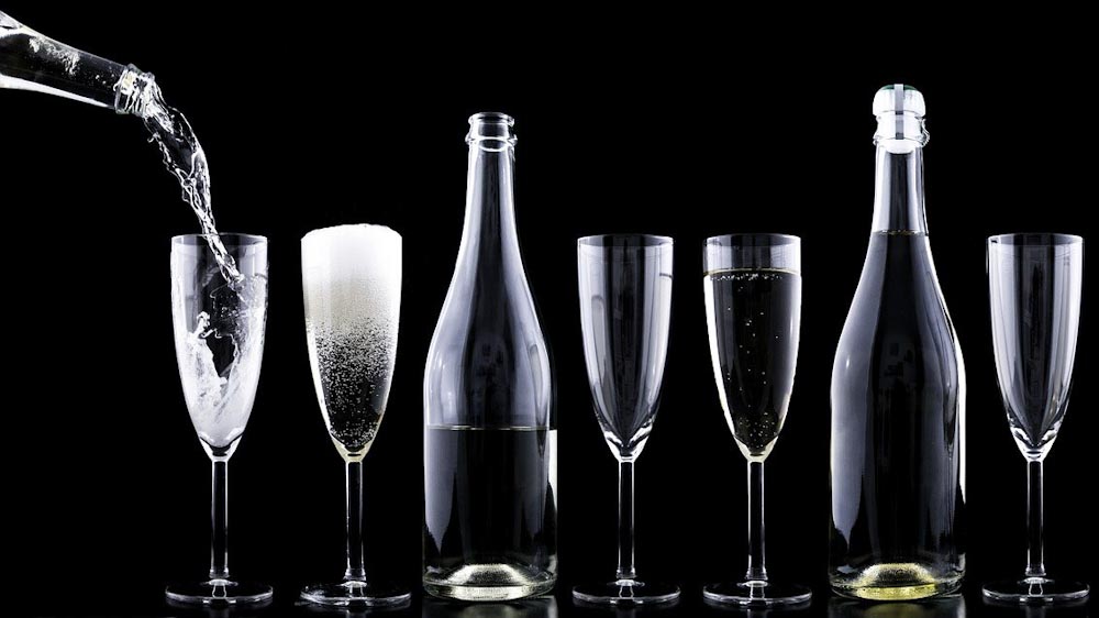 Jelang Pergantian Tahun, Polres Dharmasraya Sita 168 Botol Miras