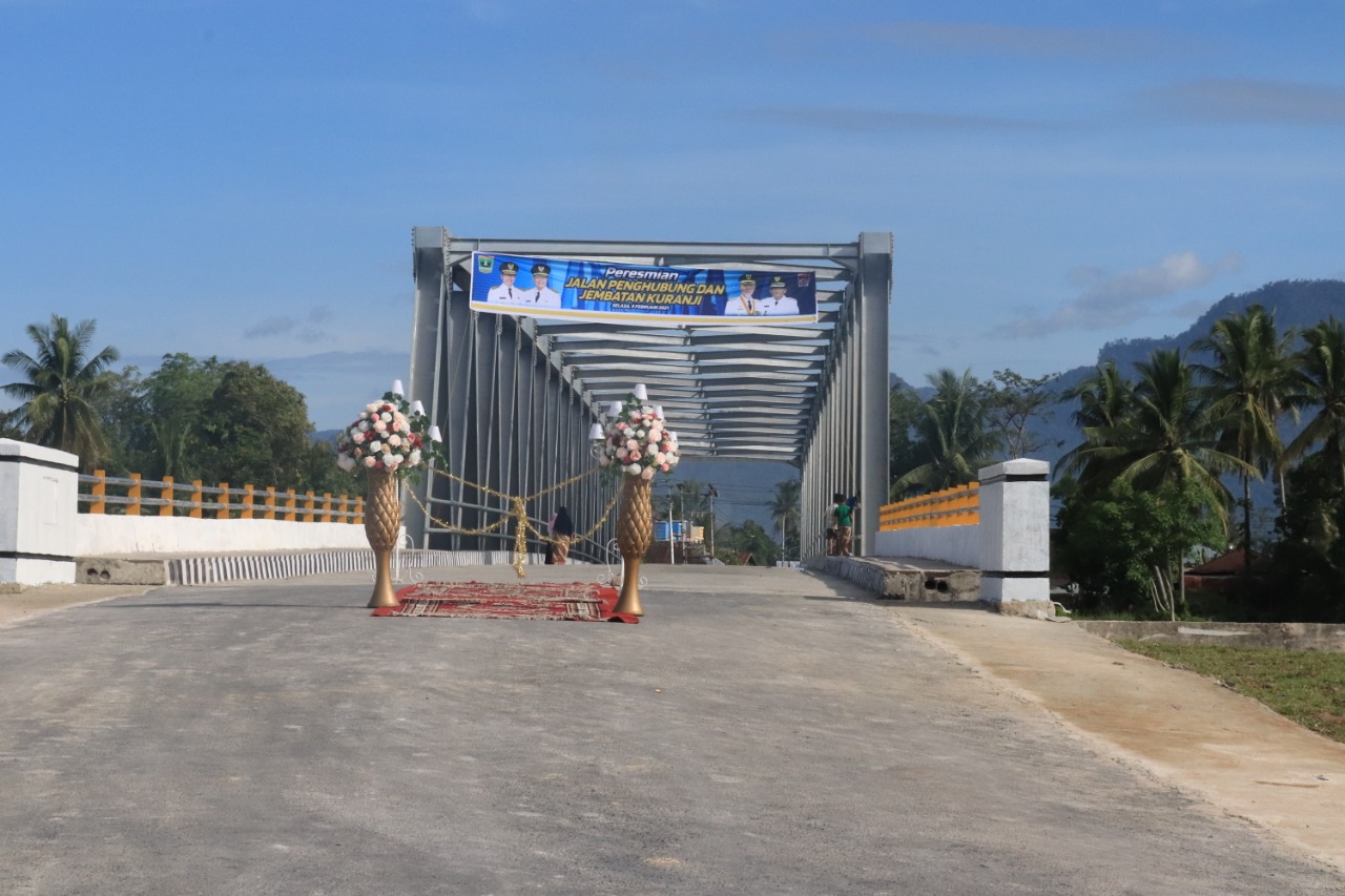 Dibangun Sejak 2010, Jembatan Kuranji Padang Akhirnya Diresmikan Gubernur