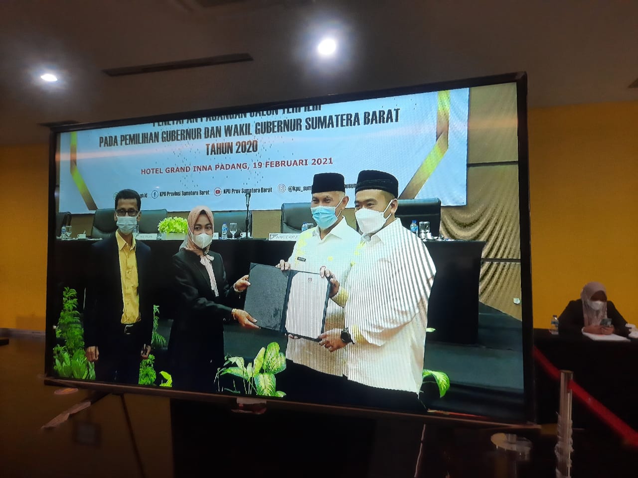 KPU Sumbar Tetapkan Mahyeldi-Audy Sebagai Gubernur dan Wagub Terpilih