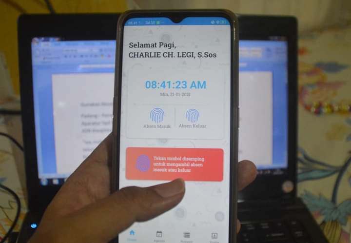 Absensi online ASN Pemko Padang. (Foto: Dok.Diskominfo Kota Padang)