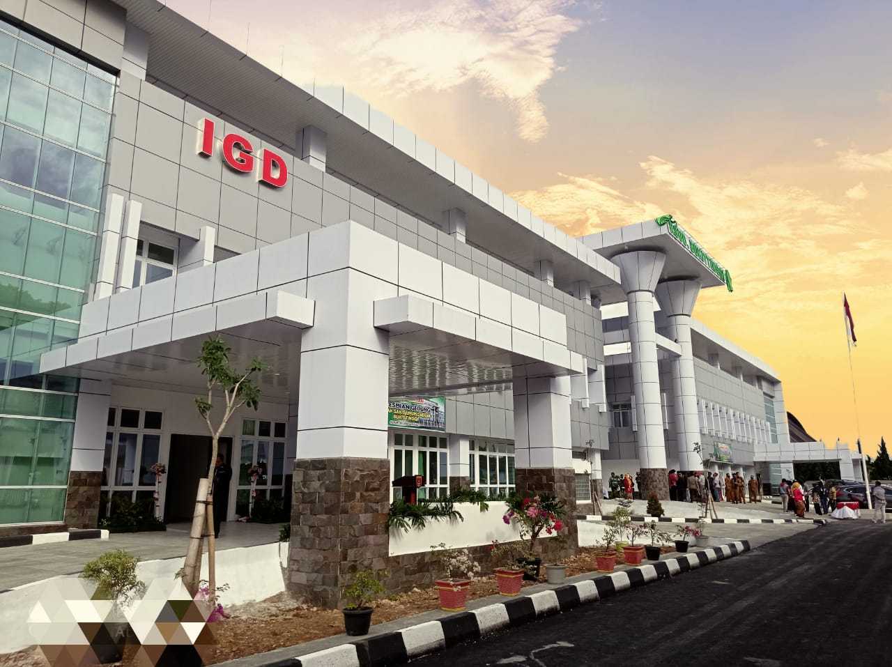 RSUD Bukittinggi Mulai Beroperasi, Bayi Pertama Lahir di IGD