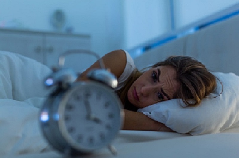 insomnia perempuan, manfaat begadang, tidur sahur