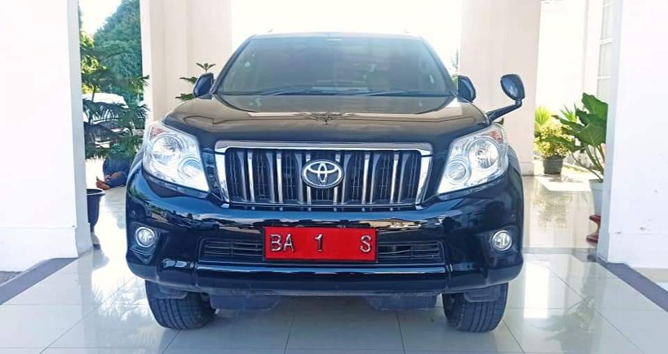 Penampakan Mobil Dinas Bupati Pasbar yang Tolak Beli Kendaraan Baru