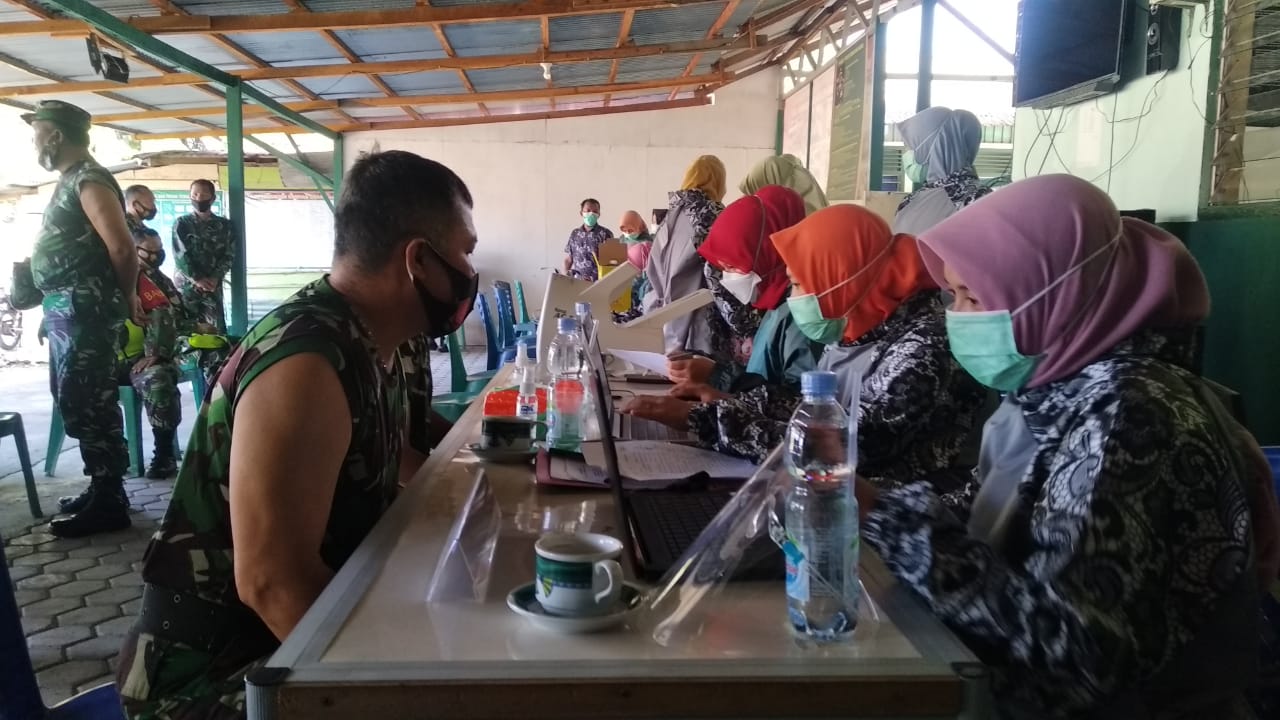 Vaksinasi Covid-19 Gelombang Kedua di Pasaman Barat Diawali Prajurit TNI