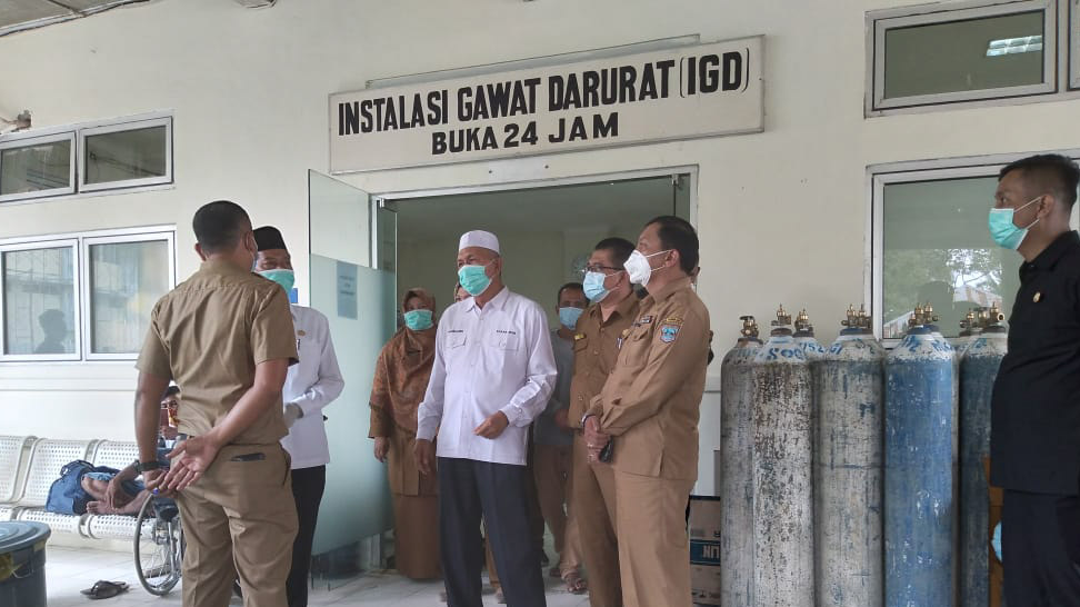 Bupati dan Wabup Pasbar Tinjau Langsung RSUD dan Tempat Isolasi Pasien Covid-19