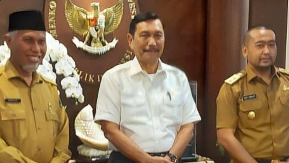 Luhut Targetkan Infrastruktur untuk KEK Mentawai Selesai Sebelum 2024