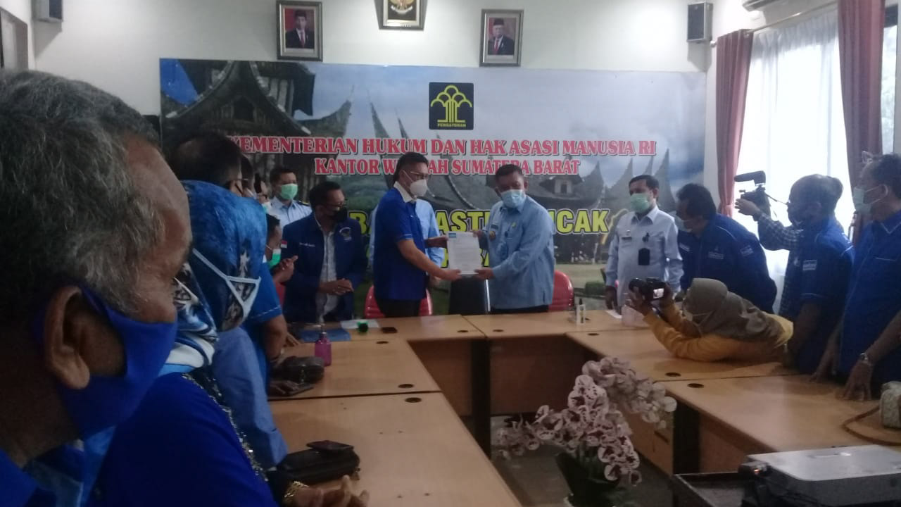 Sambangi Kemenkumham, Ketua Demokrat Sumbar Pastikan Pengurus Solid ke AHY