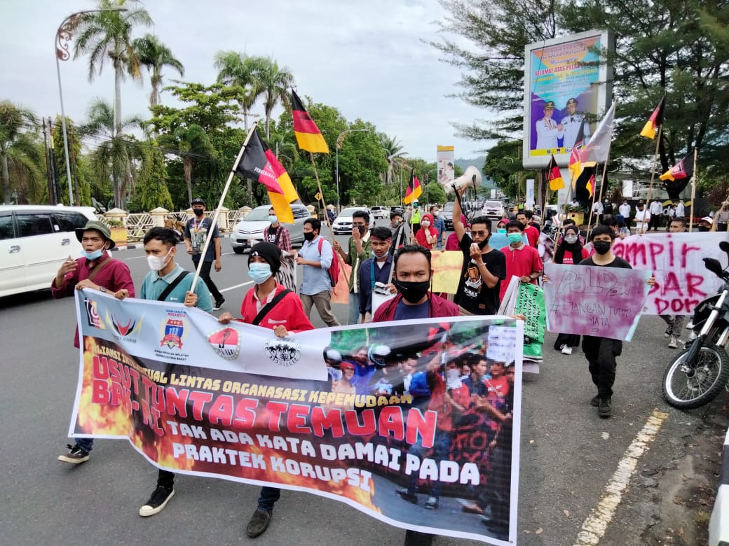 10 Tuntutan Mahasiswa Soal Kasus Penyelewengan Dana Covid-19 Sumbar