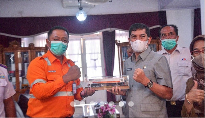 Mak Itam Siap Dijalankan, Wako Butuh Tambahan Lokomotif di Stasiun KA Sawahlunto