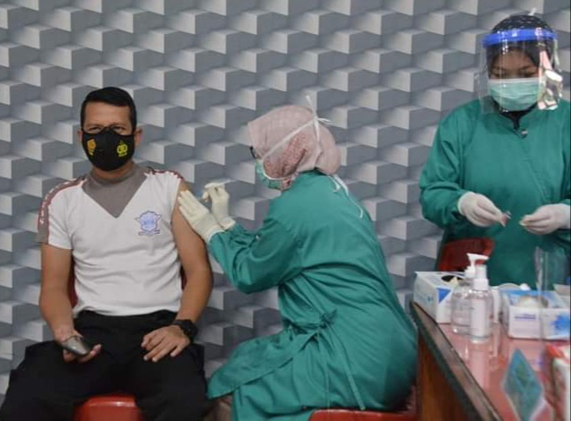 Vaksinasi Tahap II di Sumbar, 5.229 Orang Sudah Disuntik