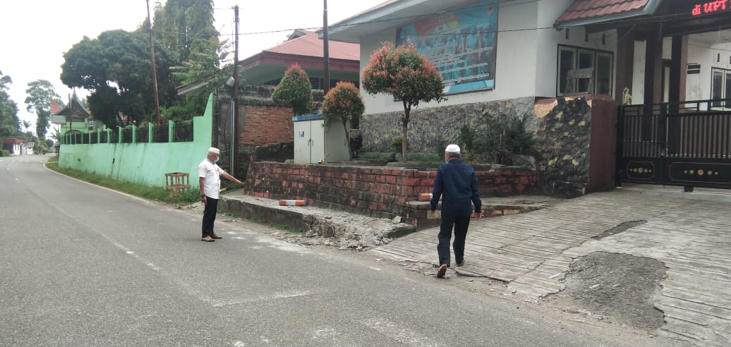 kecelaan bus gumarang