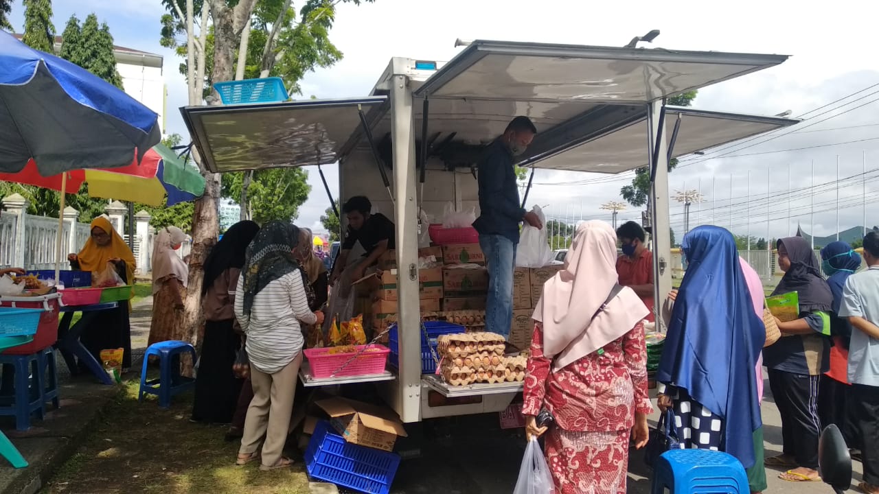 Pasar Murah Mulai Digelar di Depan Kantor Bupati Pasaman Barat