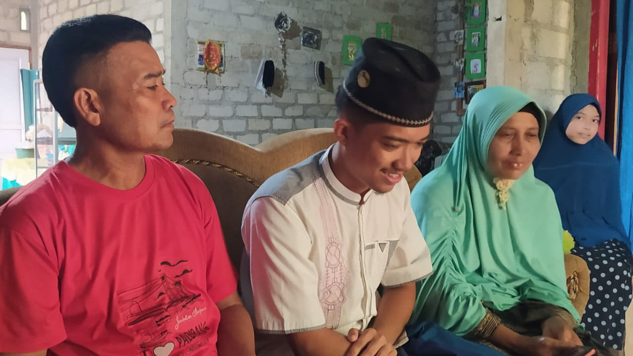 Pemuda Solok Kesulitan Tuntut Ilmu ke Al Azhar Mesir karena Terganjal Biaya