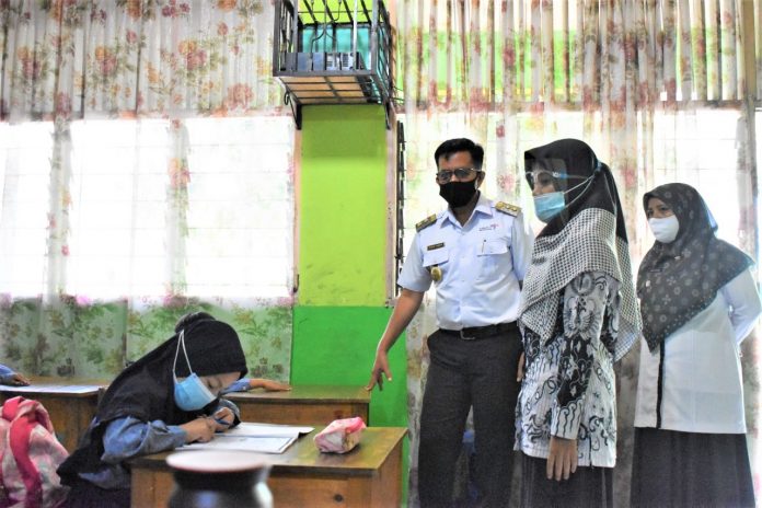 Wawako Payakumbuh Sidak Sekolah dalam Penerapan Protokol Kesehatan