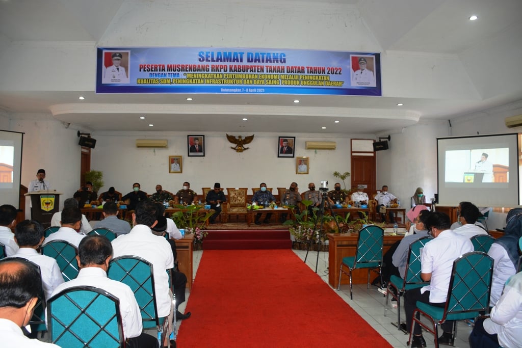 Musrenbang RKPD 2022, Bupati Tanah Datar Sampaikan 10 Program Unggulan Prioritas