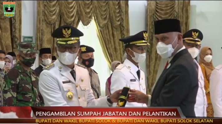 Pesan Gubernur Sumbar di Pelantikan Bupati Solok dan Solok Selatan 