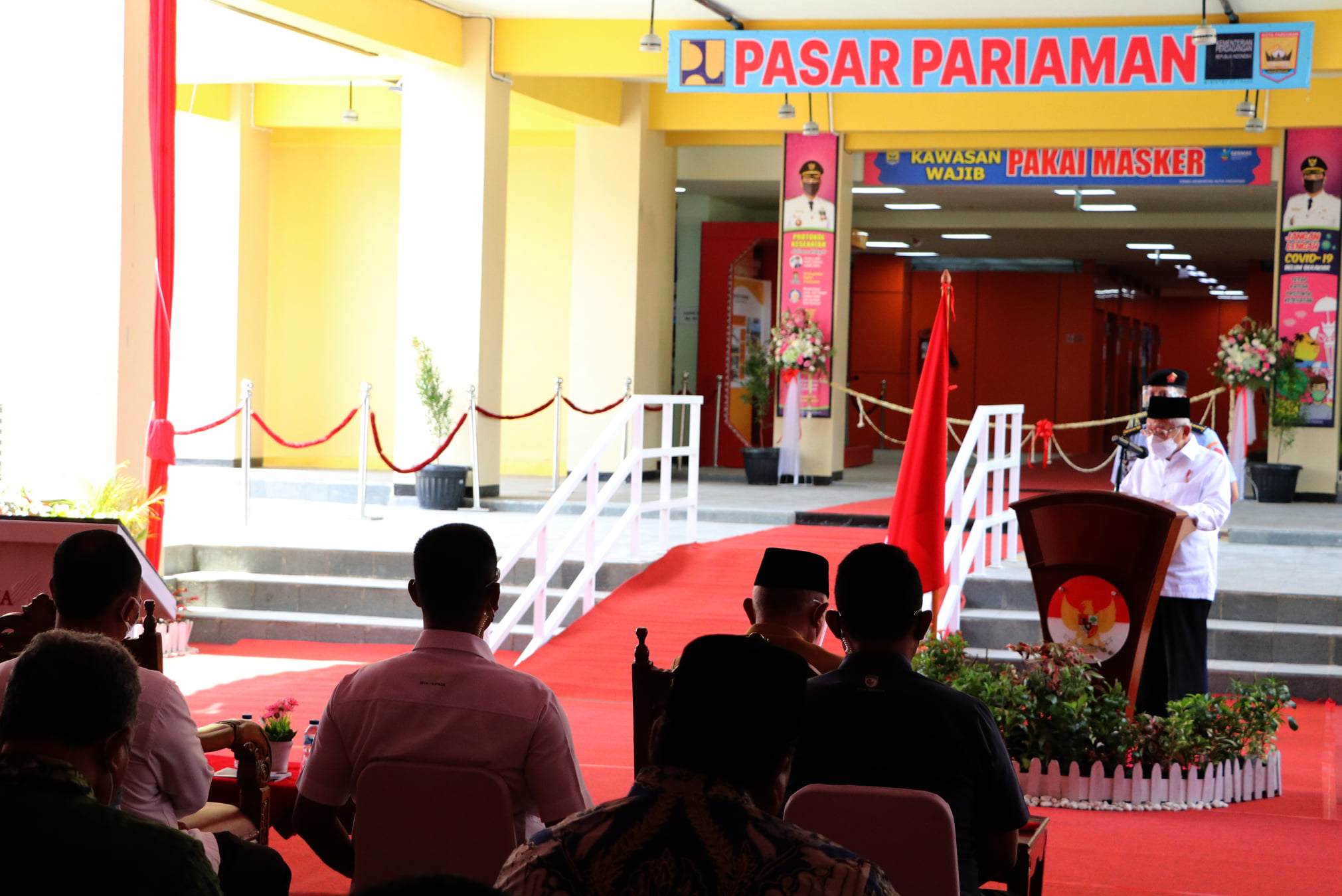 Wapres Harap Pemda Prioritaskan Vaksinasi untuk Pedagang Pasar