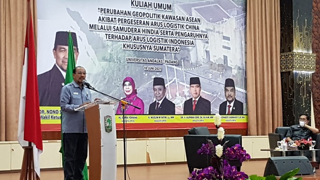 Kuliah Umum di Unand, Wakil Ketua DPD Ingatkan Kembali Penguatan Poros Maritim
