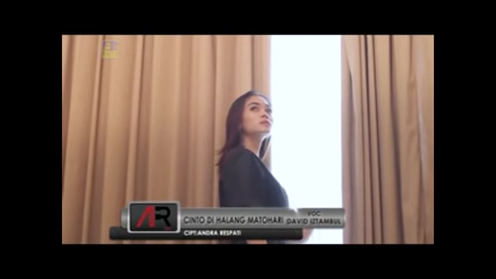 Lirik dan Makna Lagu Minang "Cinto Dihalang Matohari"