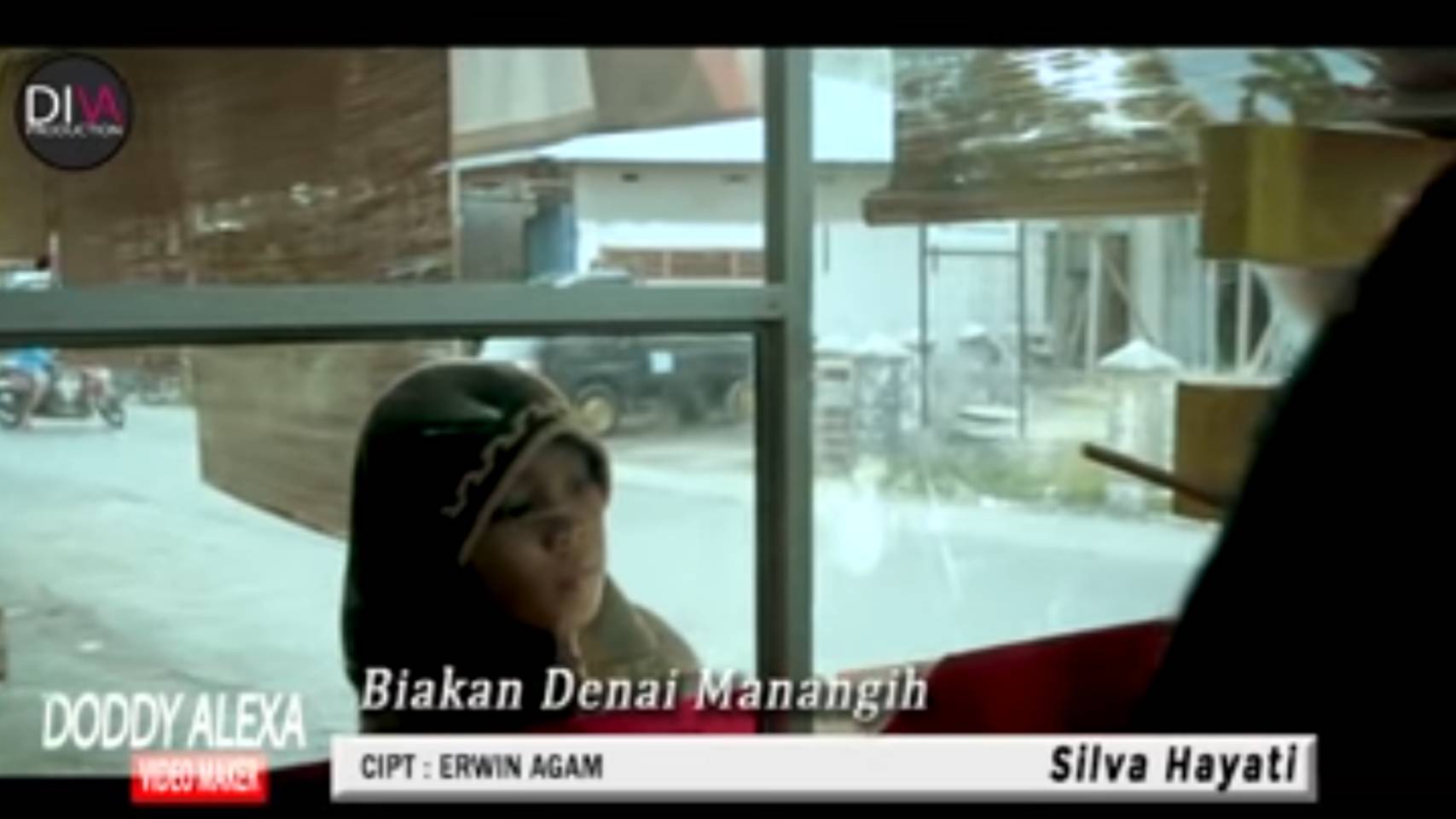 Lirik dan Makna Lagu Minang "Biakan Denai Manangih"