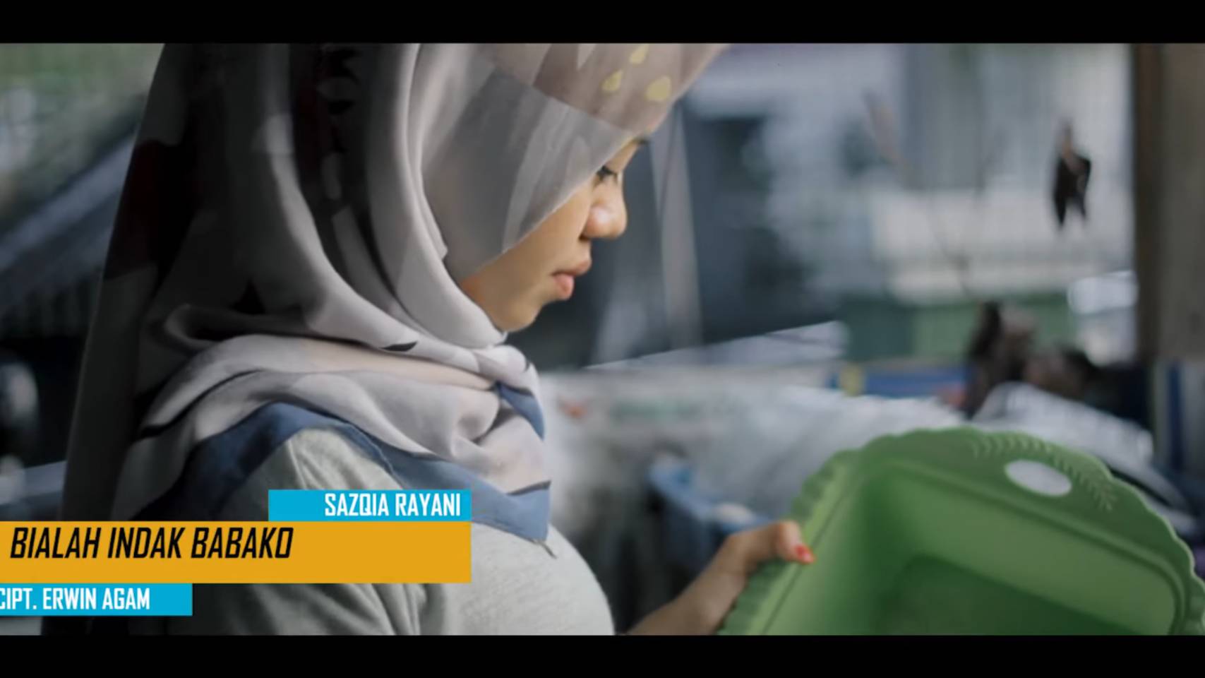 Lirik dan Makna Lagu Minang "Bialah Indak Babako"