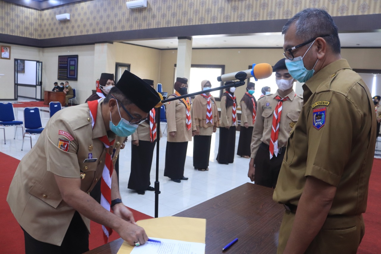 Wako Resmi Lantik Pengurus Kwartir Cabang 0314 Gerakan Pramuka Kota Payakumbuh