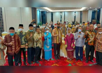 Gubernur Sumbar dengan perantau asal Sumbar di Lampung. (Foto: Biro Adpim Pemprov Sumbar)