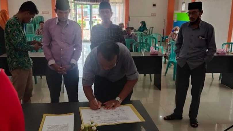 Semua Calon Wali Nagari Tandatangani Deklarasi Pilwana Badunsanak di Lengayang