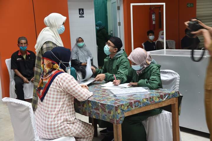 Langgam-Vaksinasi Rakyat Pariaman