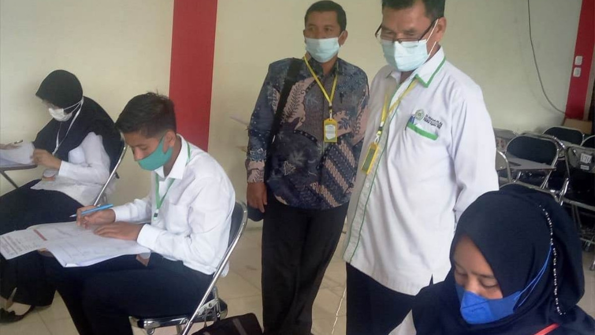 124 Pelamar Ikuti Seleksi Penerimaan Dosen dan Karyawan UM Sumbar