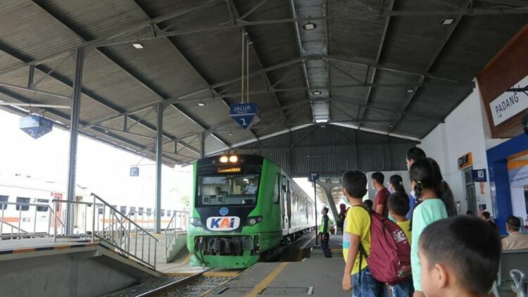 Langgam.id-kereta api