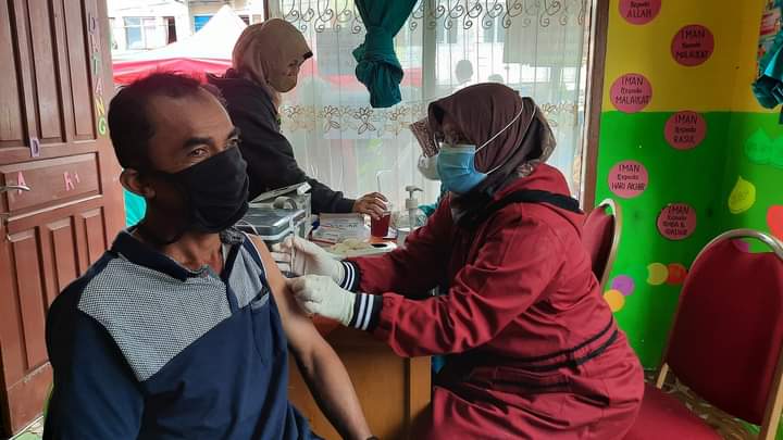 Langgam.id-Vaksinasi di Padang Panjang