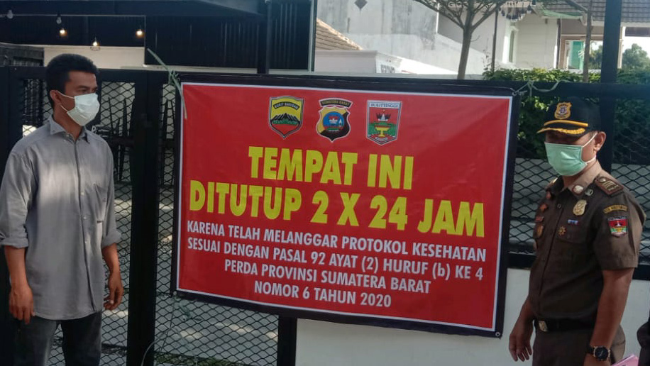 penyegelan kafe bukittinggi