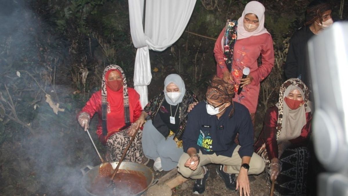 Langgam.id-Sandiaga dan Lord Adi