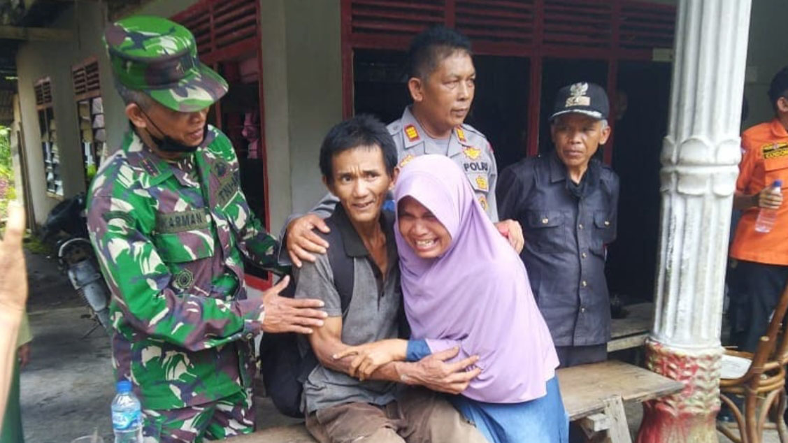 Pencari Gaharu yang Hilang di Padang Pariaman Ditemukan Selamat