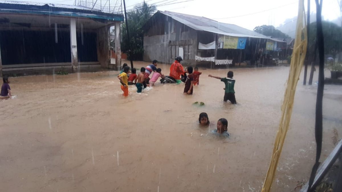 Banjir padang
