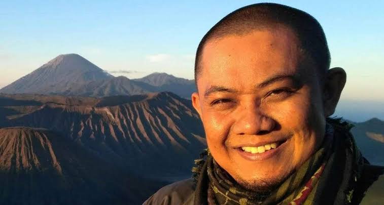 Krisis PR dan Sindikasi Opok Madani