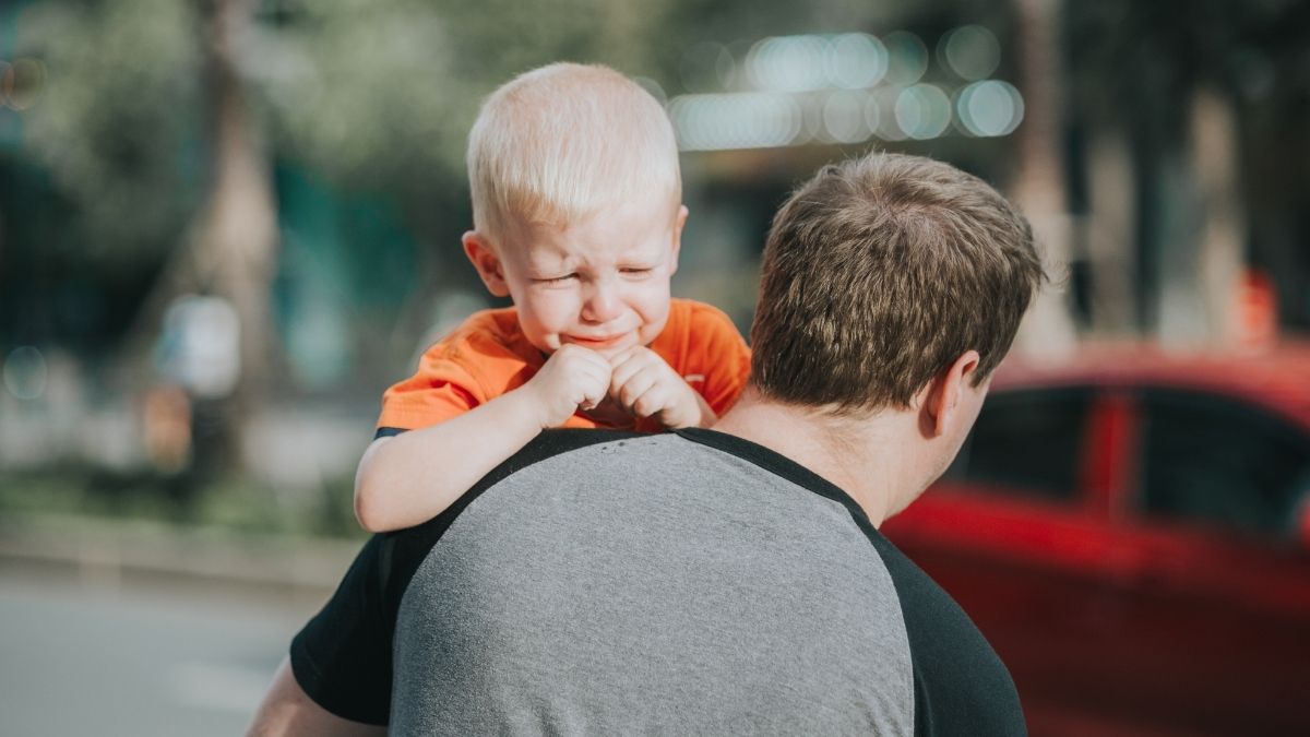 mendidik anak cengeng