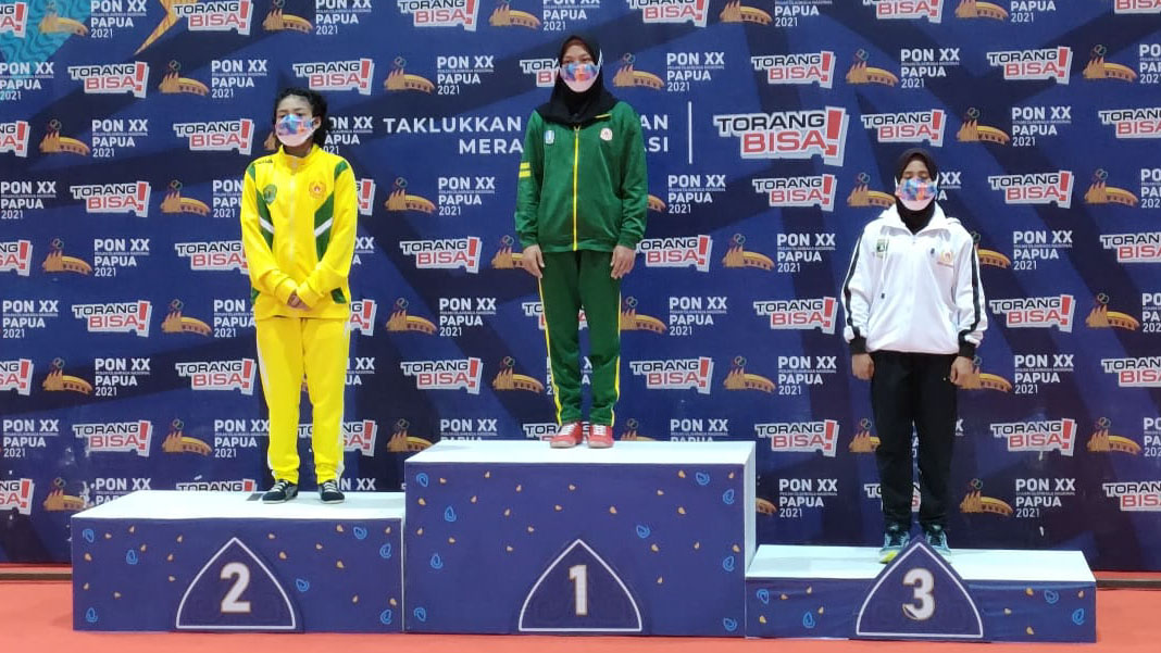 Pegulat Wanita Sumbar Raih Medali PON Papua meski Cedera