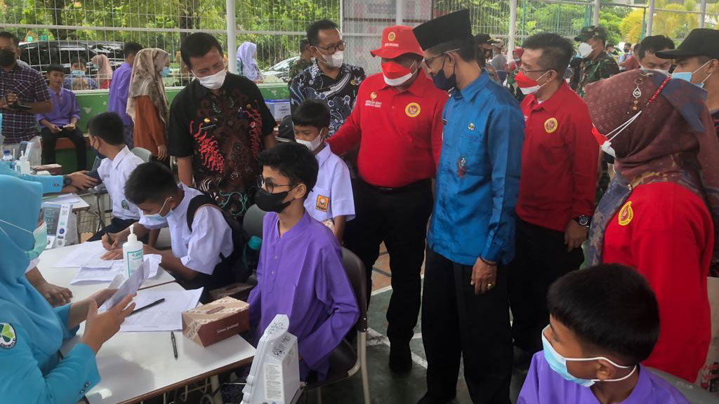 Capaian Vaksinasi di Sekolah Naungan Kemenag Padang Rendah, BIN Vaksin Pelajar dan Santri