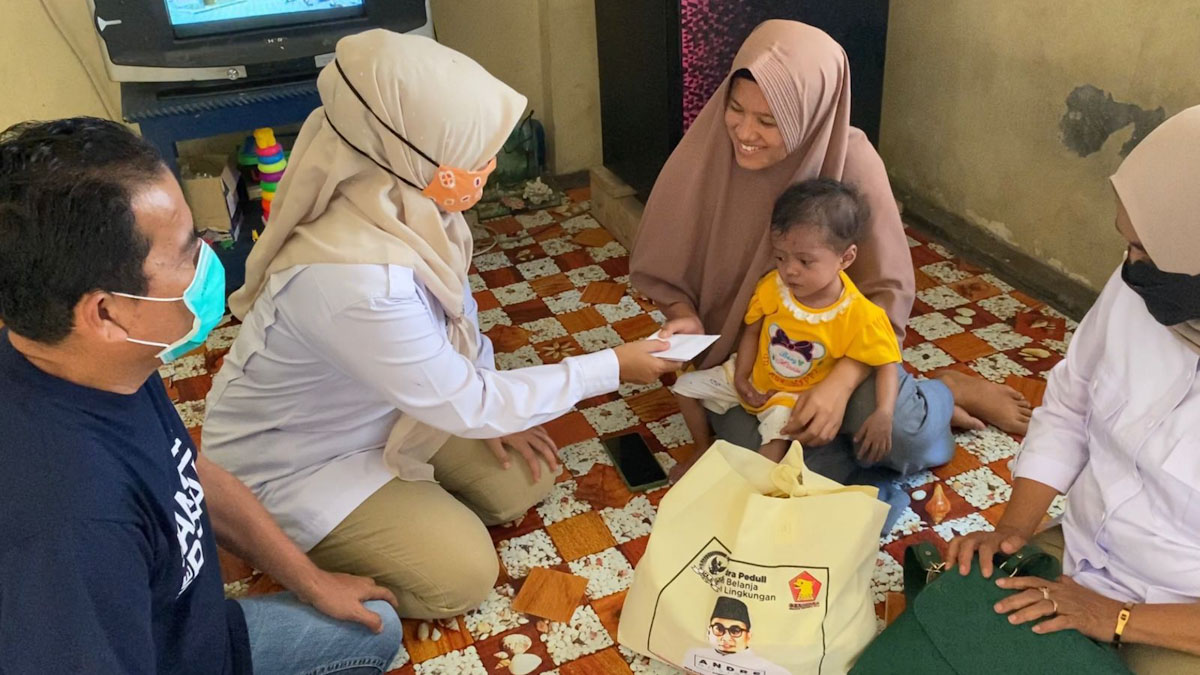 Balita Penderita Jantung Bocor di Padang Terima Bantuan Pengobatan