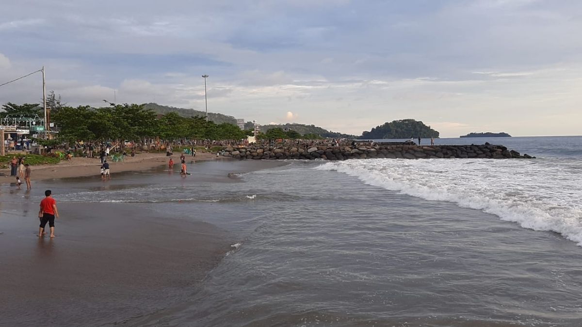 Langgam.id-Pantai Padang
